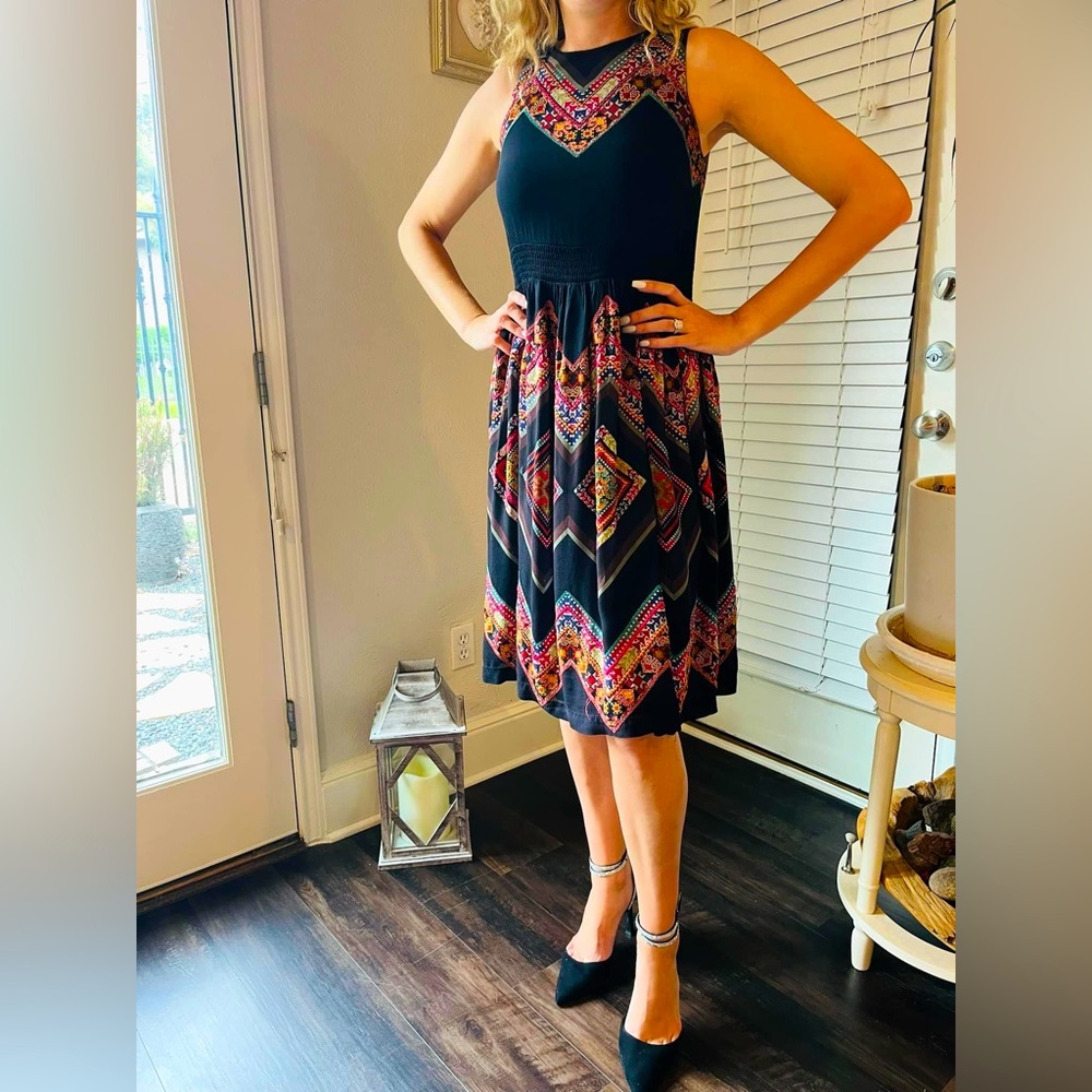 Colorful black dress